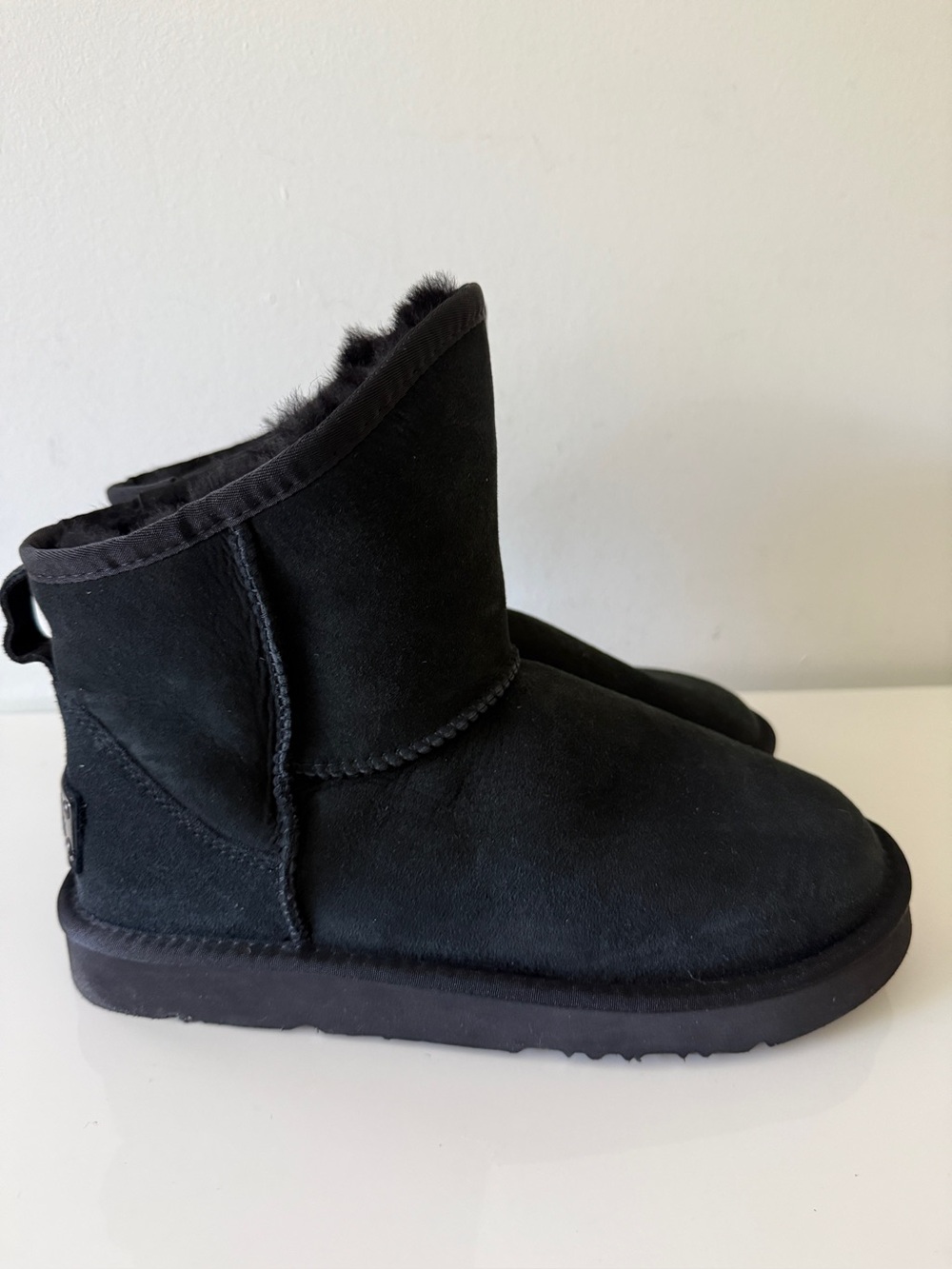 NWOB AUSTRALIA LUXE COLLECTIVE Cosy Xtra Short Beva Boots Shoes | US  9 | Black
